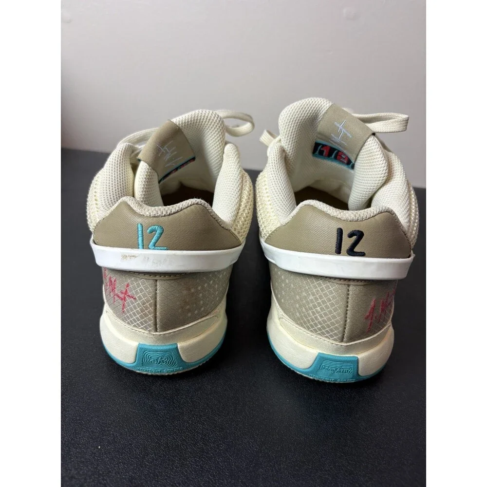 Ja Morant Nike Basketball Shoes NBA Coconut Color Way Size 8.5 DR8785-102